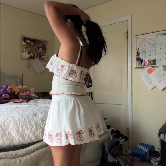 Marshalls White and Red Skirt Set - Picture 3 of 5